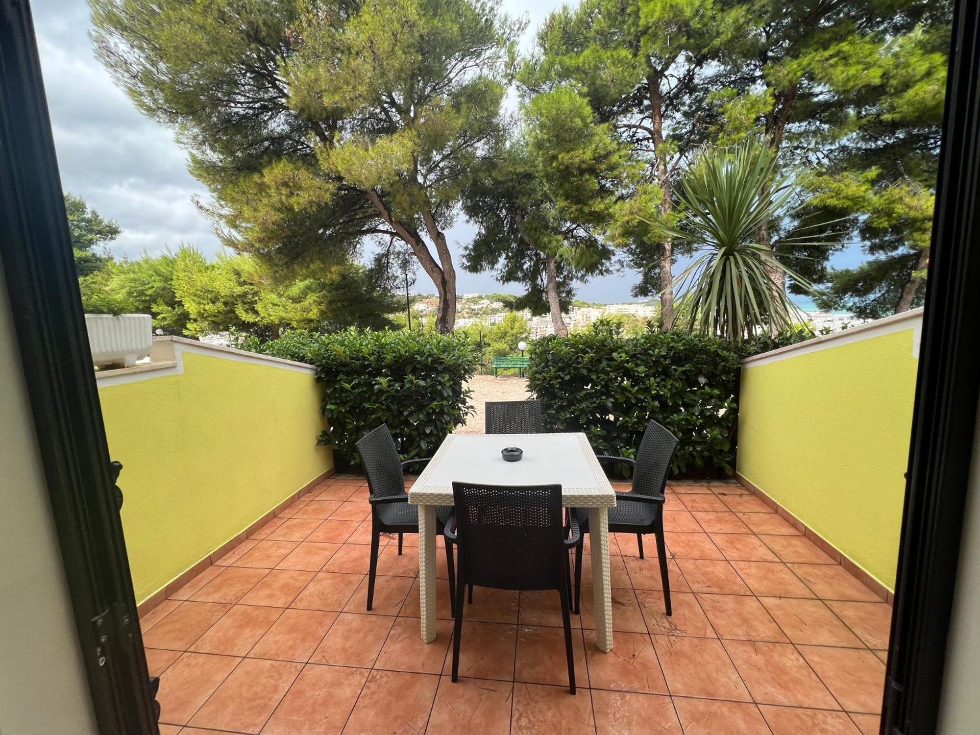 Argeste Club Vacanze Вьесте Экстерьер фото
