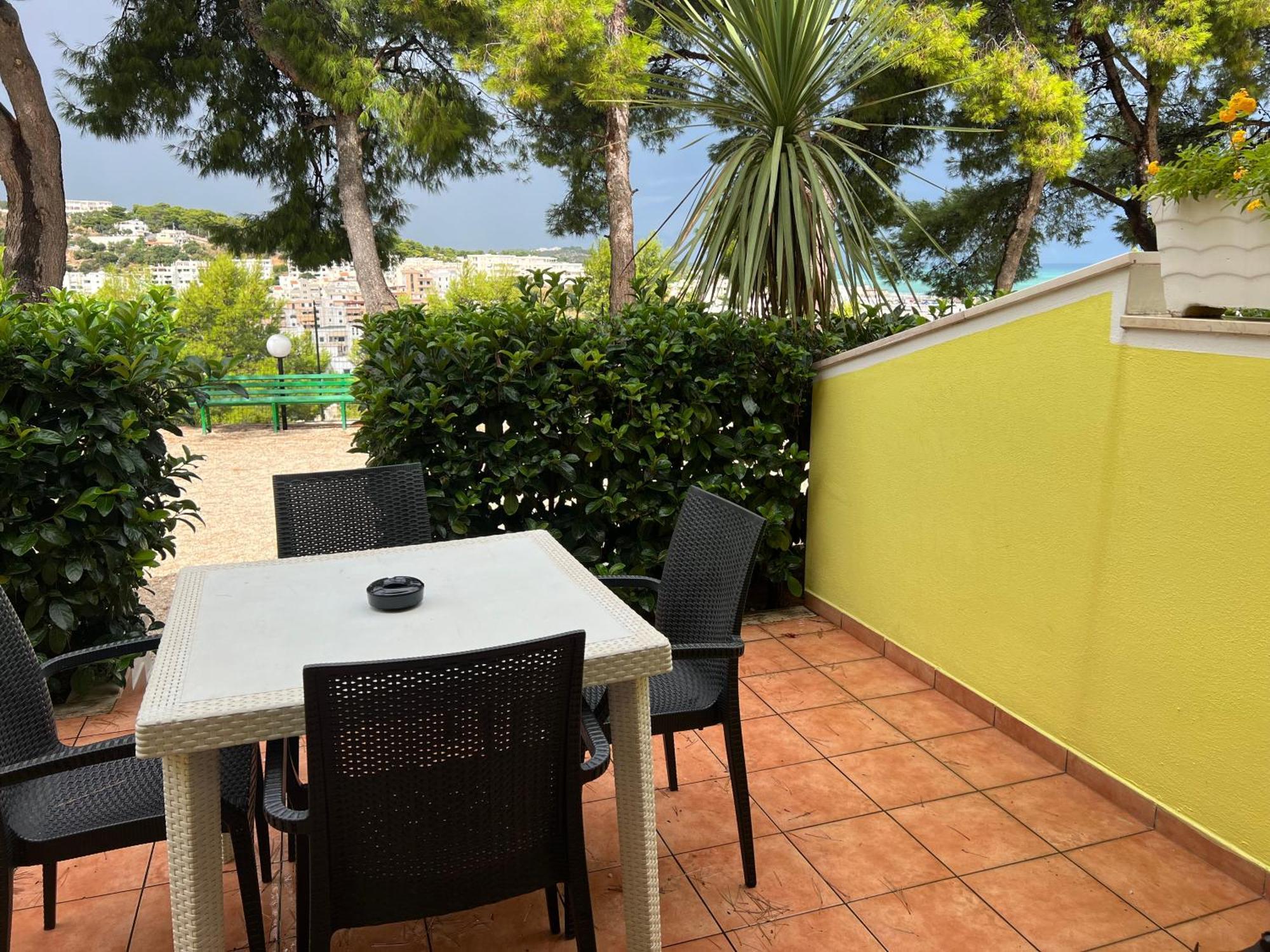 Argeste Club Vacanze Вьесте Экстерьер фото