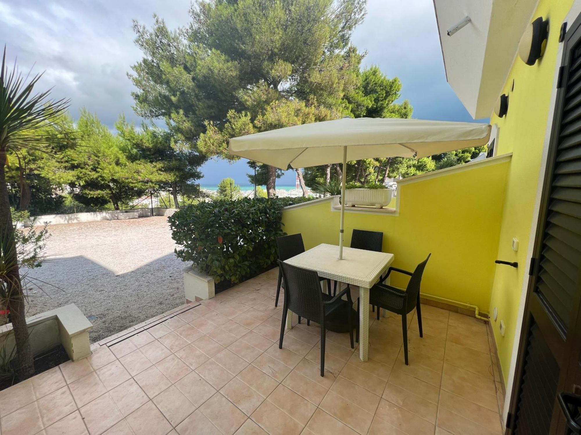 Argeste Club Vacanze Вьесте Экстерьер фото